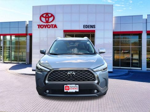 Certified 2024 Toyota Corolla Cross XLE FWD image 11