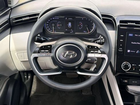Used 2022 Hyundai Tucson SE w/ Cargo Package FWD image 10