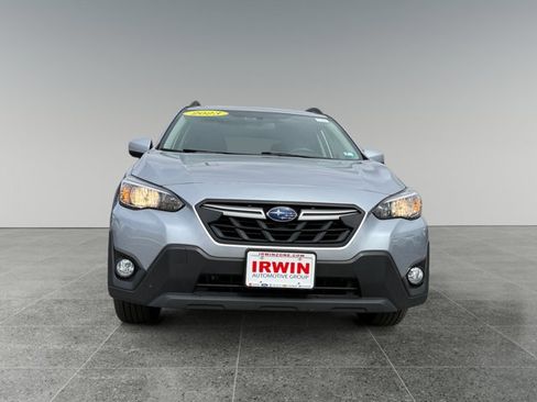 Used 2023 Subaru Crosstrek 2.0i Premium image 8