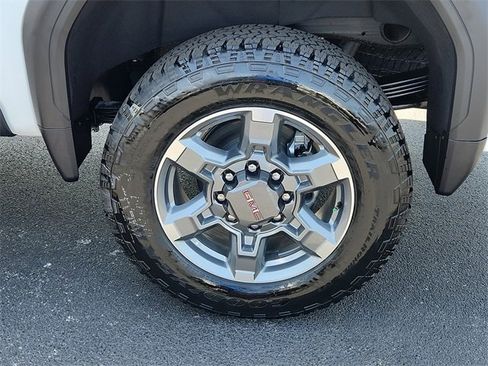 New 2025 GMC Sierra 2500 SLT w/ SLT Convenience Package image 7