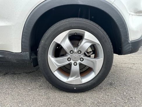 Used 2021 Honda HR-V LX image 4