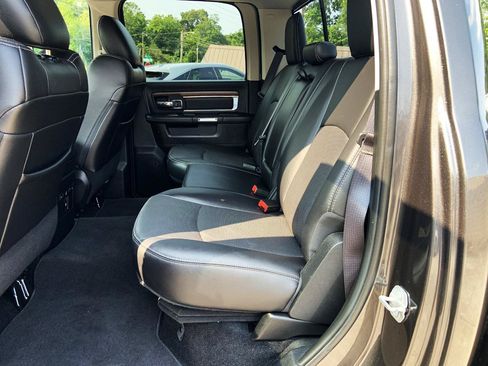 Used 2017 RAM 2500 Laramie AWD/4WD image 11