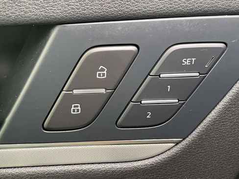 Certified 2025 Audi Q5 2.0T Premium AWD/4WD image 35