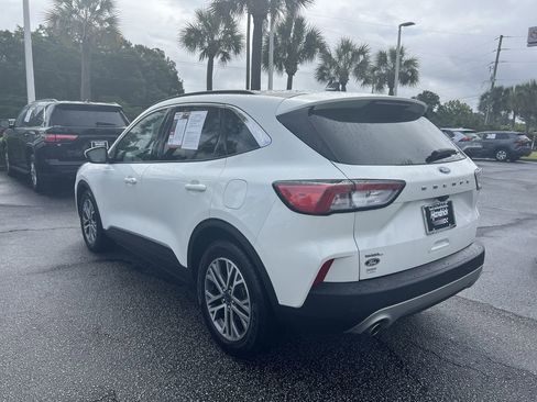 Used 2022 Ford Escape SEL w/ Technology Package FWD image 8