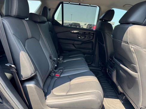 Certified 2025 Honda Pilot EX-L image 11