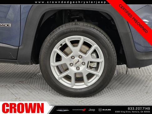 Certified 2022 Jeep Renegade Latitude AWD/4WD image 9