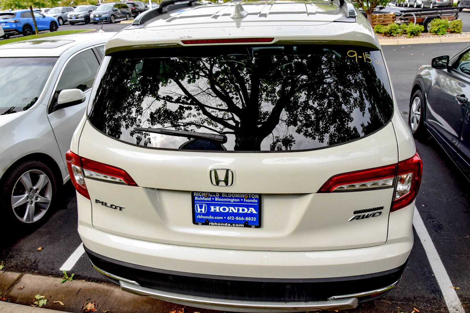 Used 2019 Honda Pilot Touring image 6