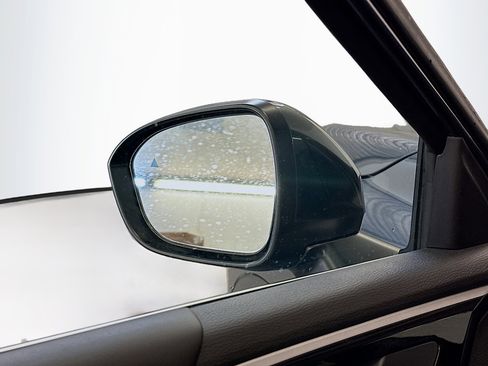 Used 2024 Mitsubishi Outlander SE image 16