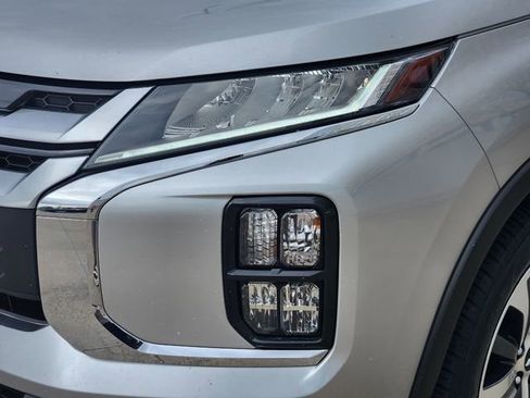 Used 2024 Mitsubishi Outlander Sport SE image 9