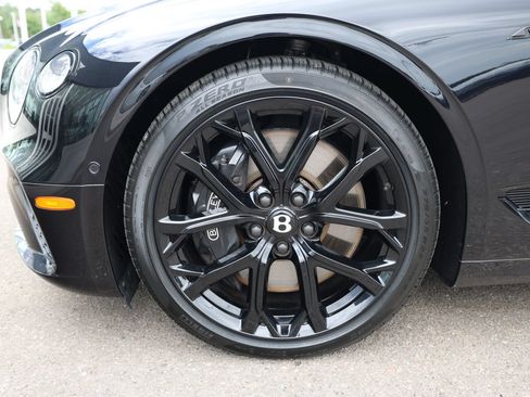 Certified 2023 Bentley Continental GT V8 AWD/4WD image 6