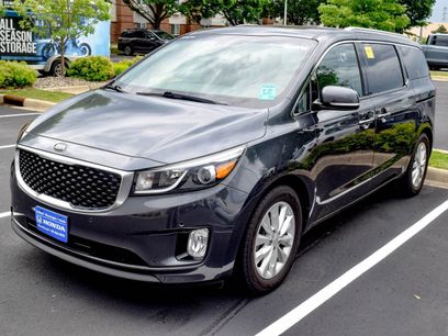 Used 2017 Kia Sedona EX