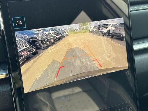 New 2026 GMC Terrain Elevation w/ Elevation Premium Package FWD image 18