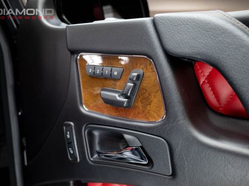 Used 2016 Mercedes-Benz G 65 AMG 4MATIC image 98