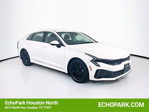 Used 2025 Kia K5 LXS image 1