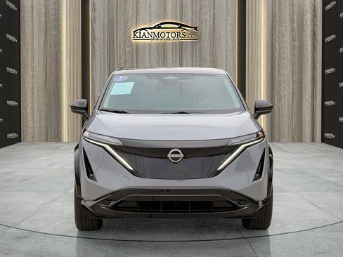 Used 2024 Nissan Ariya FWD image 2