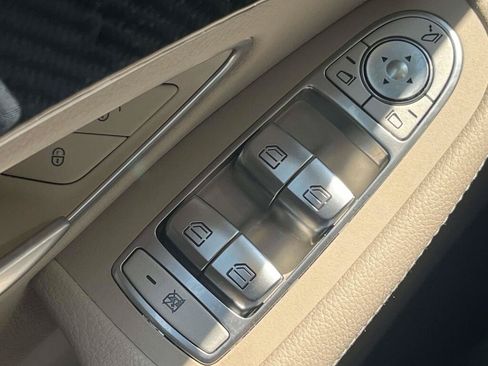 Certified 2021 Mercedes-Benz C 300 4MATIC Sedan image 28
