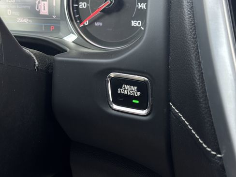 Certified 2023 GMC Acadia SLE w/ Driver Convenience Package image 16