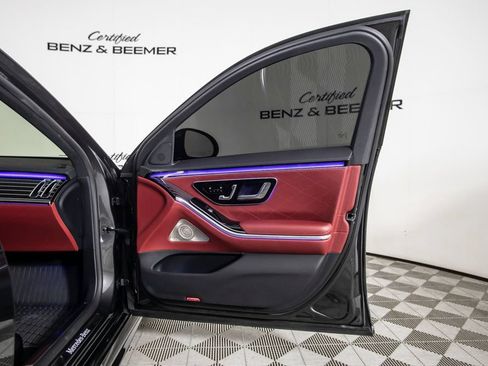 Used 2023 Mercedes-Benz S 580 4MATIC Sedan image 19