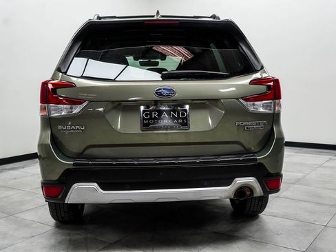 Used 2019 Subaru Forester Touring image 8