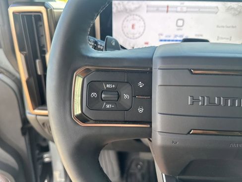 New 2025 GMC Hummer EV 2X image 27