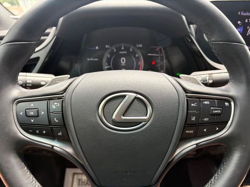 Used 2022 Lexus ES 350 w/ Premium Package FWD image 17