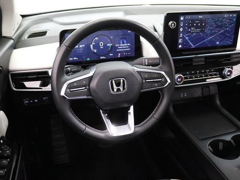 Used 2025 Honda Prologue Touring image 13