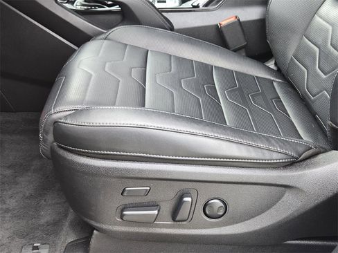 Certified 2022 Kia Telluride SX w/ SX Prestige Package image 26