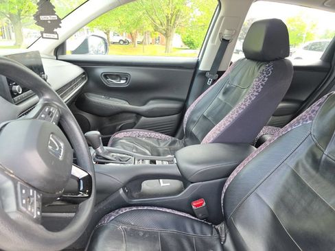 Used 2024 Honda HR-V LX image 21