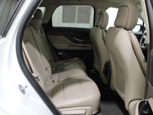 Used 2022 Lincoln Corsair Grand Touring w/ Elements Technology Bundle image 30