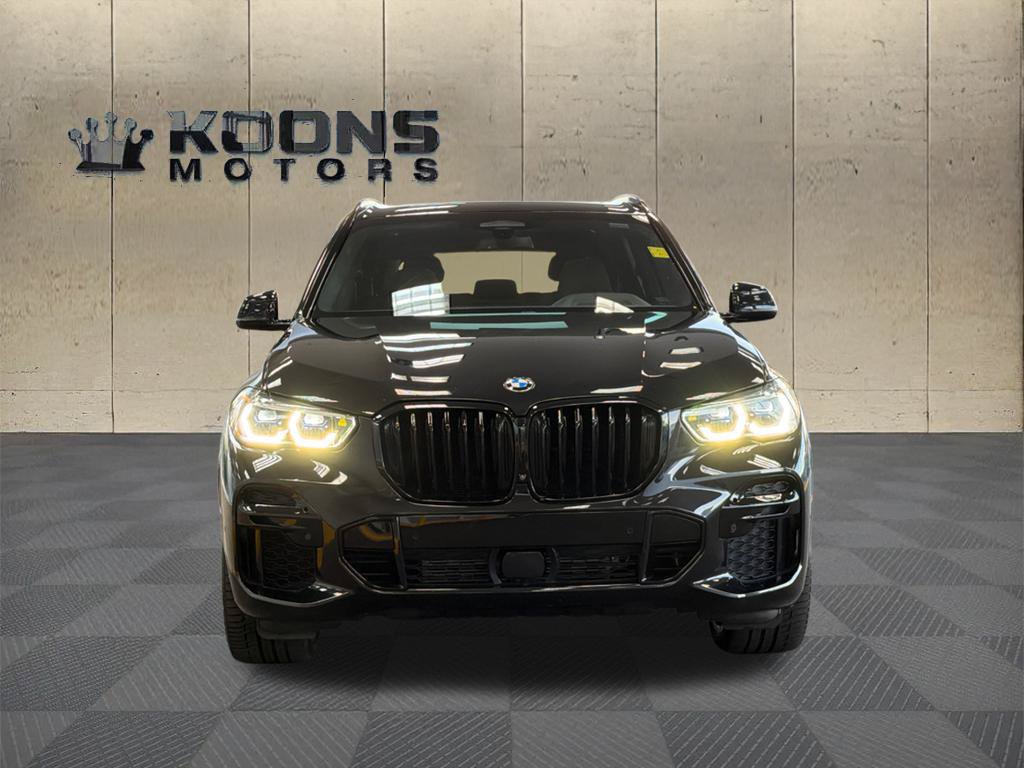 Used 2022 BMW X5 xDrive40i w/ M Sport Package AWD/4WD image 3