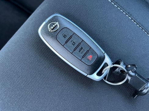 Used 2024 Nissan Sentra SV image 21