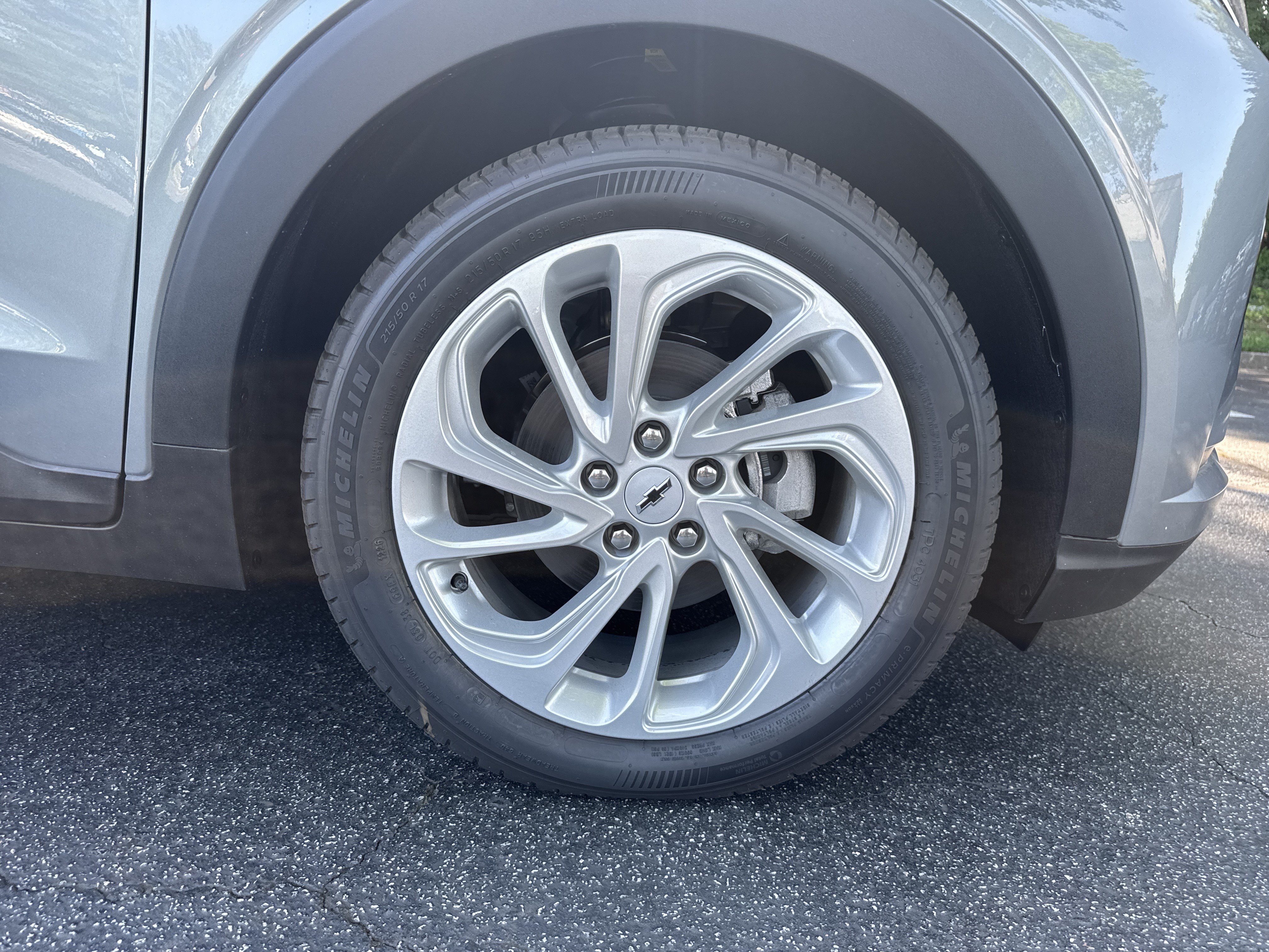 New 2027 Chevrolet Bolt LT FWD image 12