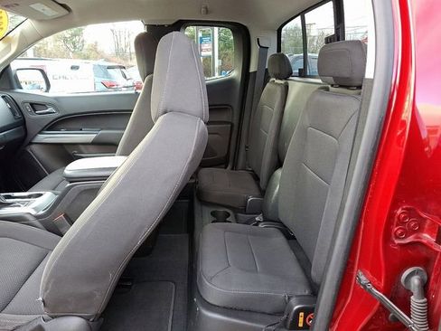 Used 2021 Chevrolet Colorado LT w/ LT Convenience Package image 20