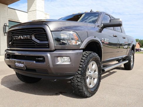 Used 2018 RAM 2500 Big Horn w/ Sport Appearance Group AWD/4WD image 2