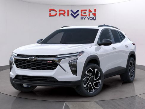 New 2026 Chevrolet Trax RS w/ Driver Confidence Package image 8