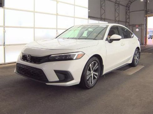 Used 2023 Honda Civic LX image 3