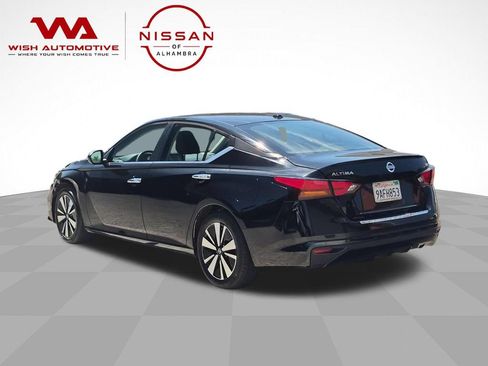 Certified 2022 Nissan Altima 2.5 SV FWD image 7