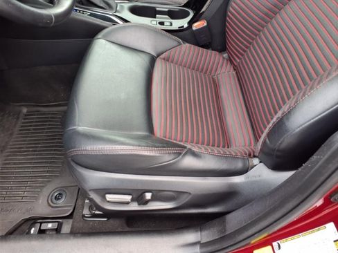 Used 2023 Toyota Corolla XSE image 17