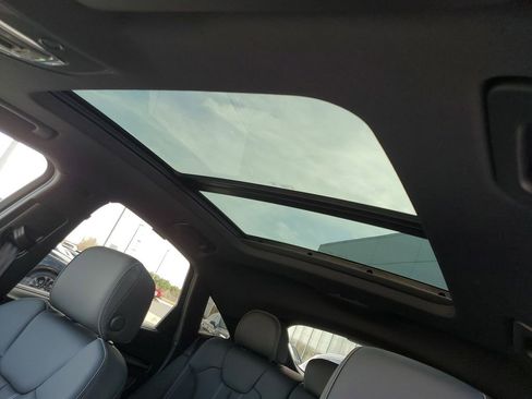 Certified 2024 Audi SQ5 Premium Plus w/ Premium Plus Package image 11