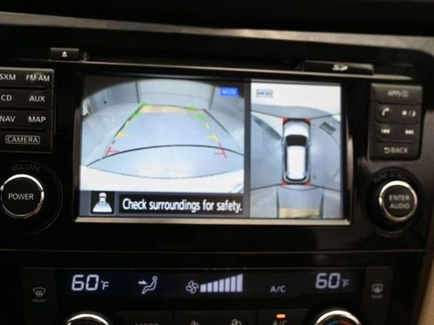 Used 2016 Nissan Rogue SL w/ SL Premium Package image 20