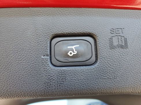 Used 2024 Ford Edge SEL w/ Convenience Package image 33