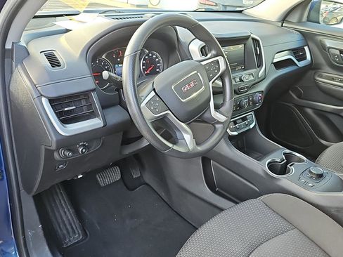 Used 2023 GMC Terrain SLE w/ Driver Convenience Package image 5