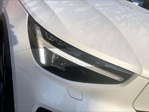 Certified 2023 Volvo C40 P8 Recharge Ultimate AWD/4WD image 39