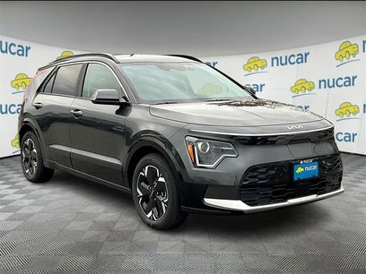 New 2025 Kia Niro Wind