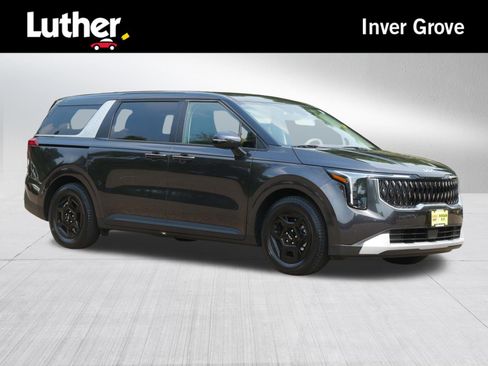 Certified 2026 Kia Carnival FWD image 1