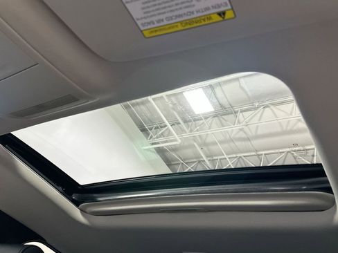 Used 2024 MAZDA CX-90 3.3 Turbo w/ Preferred Plus image 29