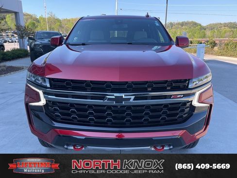 Used 2022 Chevrolet Tahoe Z71 w/ Z71 Off-Road Package AWD/4WD image 31