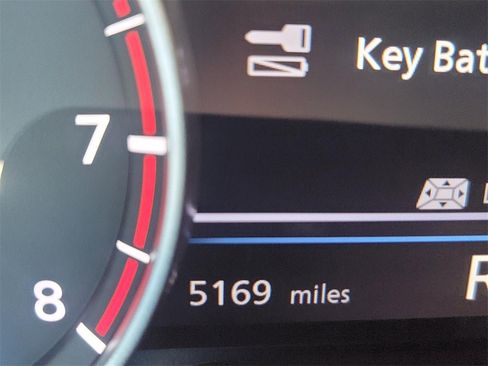 Certified 2023 Nissan Sentra SV image 33