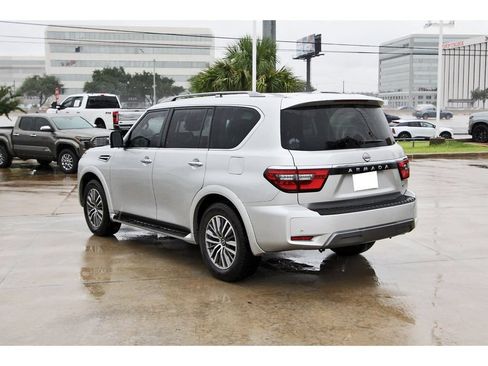 Used 2023 Nissan Armada SL RWD image 4