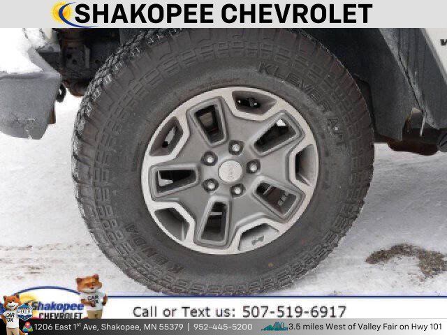 Used 2010 Jeep Wrangler Unlimited Rubicon AWD/4WD image 6